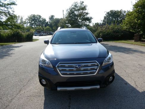 Used 2016 Subaru Outback 2.5i Limited AWD/4WD image 2