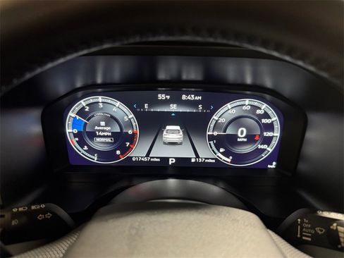 Used 2023 Mitsubishi Outlander SE image 16