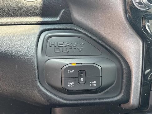 Used 2026 RAM 2500 Big Horn AWD/4WD image 18