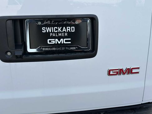 New 2025 GMC Savana 3500 Extended w/ Driver Convenience Package image 16