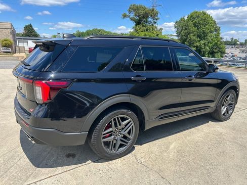 Used 2025 Ford Explorer ST w/ Sun And Sound Package RWD image 6