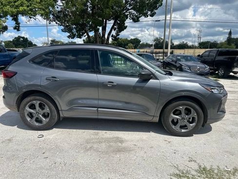 Used 2024 Ford Escape ST-Line AWD/4WD image 18
