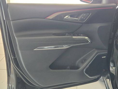 Certified 2025 Chevrolet Traverse High Country w/ LPO, Floor Liner Package AWD/4WD image 21
