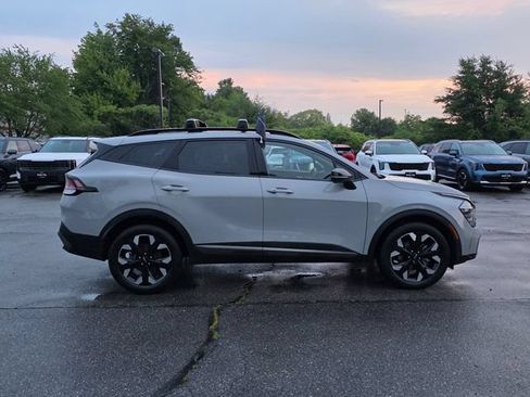 Certified 2024 Kia Sportage X-Line w/ X-Line Premium Package AWD/4WD image 9