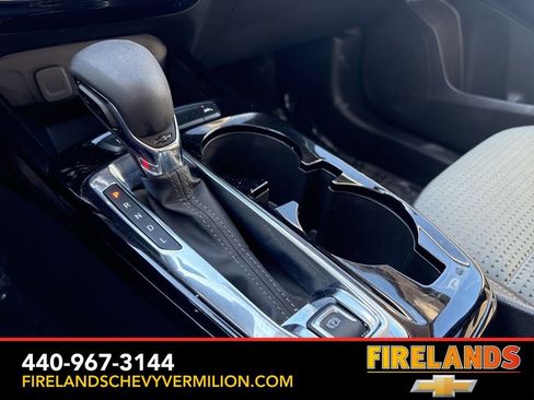 Used 2025 Chevrolet Trax LT w/ LT Convenience Package image 23