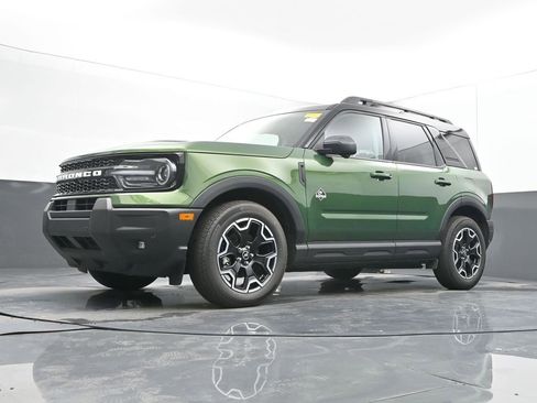 Used 2025 Ford Bronco Sport Outer Banks w/ Outer Banks Tech Package+ AWD/4WD image 51