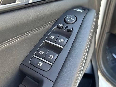 Used 2026 BMW X5 sDrive40i w/ Premium Package RWD image 19