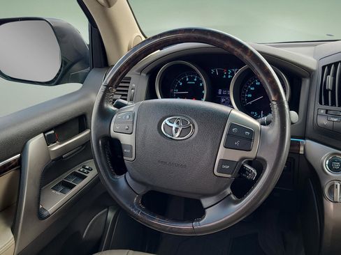 Used 2009 Toyota Land Cruiser AWD/4WD image 10