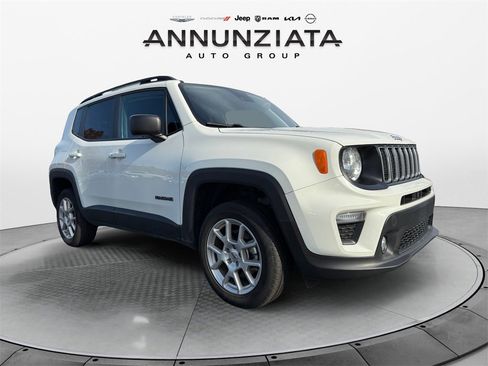 Used 2022 Jeep Renegade Latitude w/ Convenience Group image 7