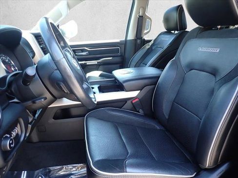 Used 2022 RAM 1500 Laramie AWD/4WD image 10