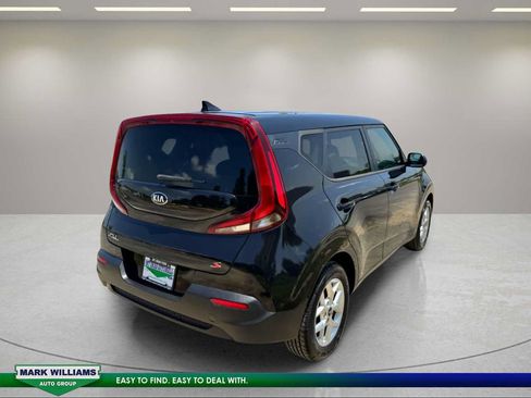 Used 2021 Kia Soul S FWD image 12