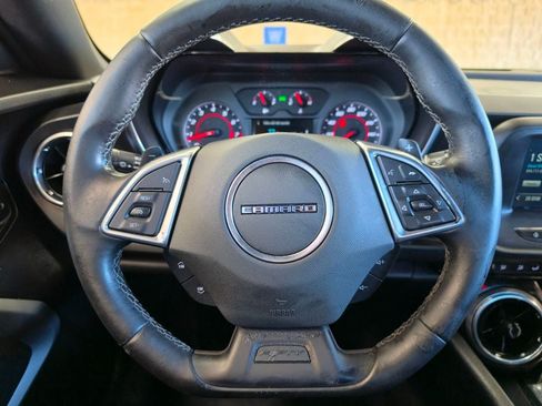 Used 2017 Chevrolet Camaro LT RWD image 22