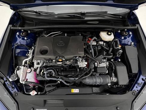 Used 2025 Toyota Camry LE AWD/4WD image 24