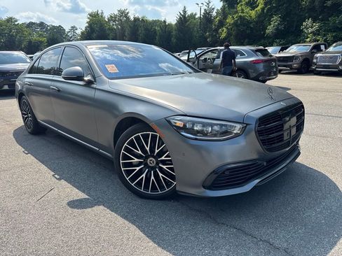 Used 2022 Mercedes-Benz S 580 4MATIC Sedan image 4