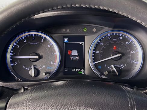 Used 2019 Toyota Highlander Limited Platinum FWD image 13
