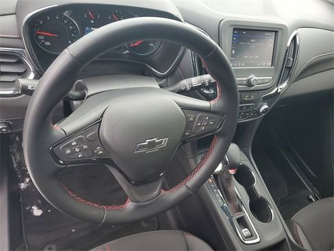 Used 2024 Chevrolet Equinox RS image 19