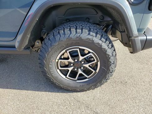 New 2026 Jeep Wrangler Unlimited Rubicon image 6