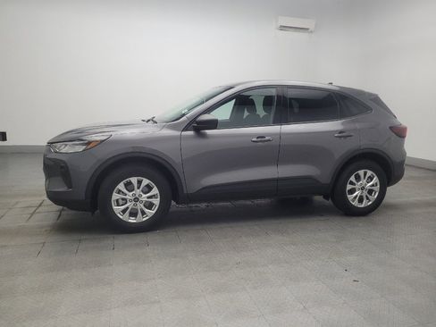 Used 2025 Ford Escape Active AWD/4WD image 2
