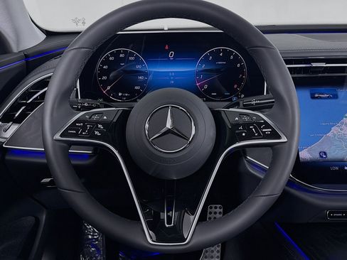 New 2025 Mercedes-Benz E 450 4MATIC All-Terrain Wagon image 17