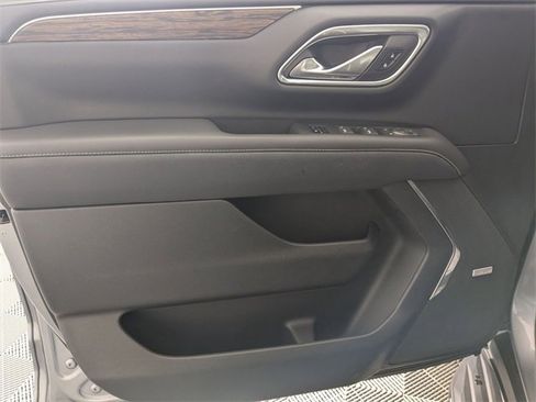Used 2023 Chevrolet Tahoe Premier image 10