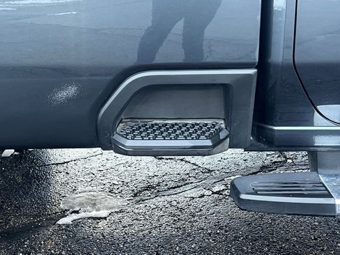 Used 2020 GMC Sierra 2500 Denali w/ Denali Ultimate Package image 24