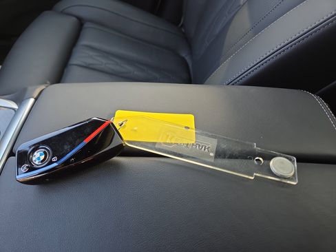 Used 2026 BMW X7 M60i image 30