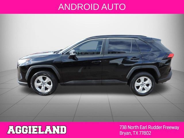 Used 2021 Toyota RAV4 XLE FWD image 7