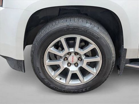 Used 2018 GMC Yukon XL Denali image 9