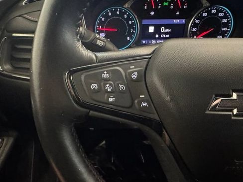 Used 2022 Chevrolet Equinox RS w/ RS Leather Package AWD/4WD image 28