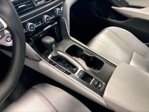 Used 2020 Honda Accord EX image 20