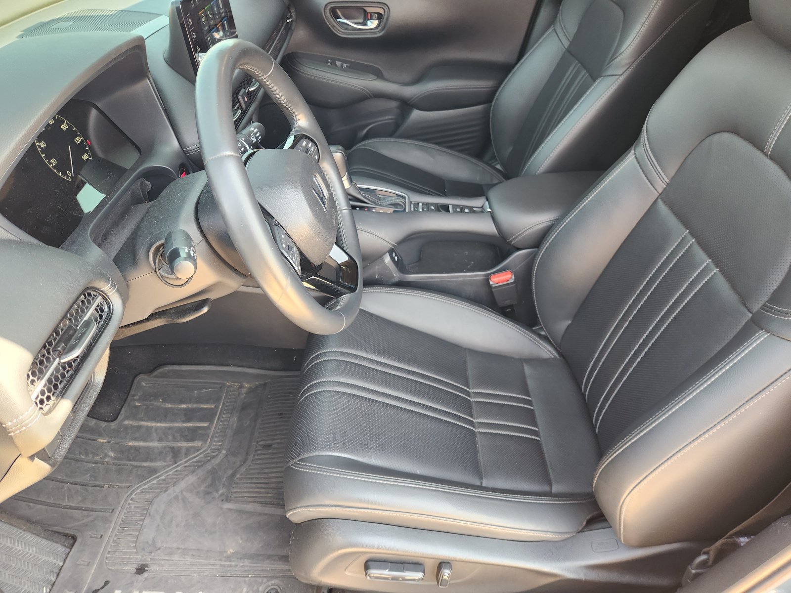 Used 2024 Honda HR-V EX-L image 16