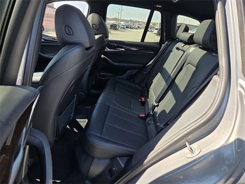 Used 2024 BMW X3 sDrive30i image 9