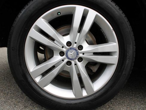 Used 2015 Mercedes-Benz ML 350 4MATIC image 23