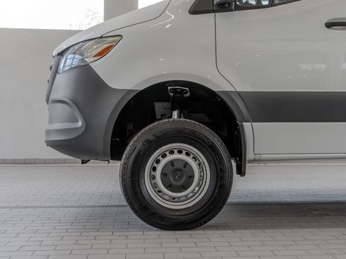 New 2025 Mercedes-Benz Sprinter 2500 image 4