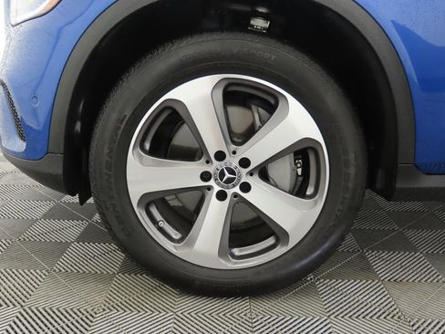 Certified 2022 Mercedes-Benz GLC 300 image 30