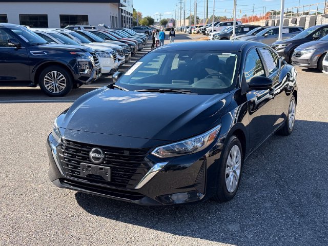 Used 2024 Nissan Sentra S FWD image 1