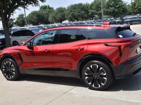Used 2024 Chevrolet Blazer EV RS AWD/4WD image 11