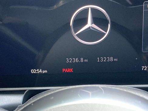 Used 2023 Mercedes-Benz GLC 300 image 21