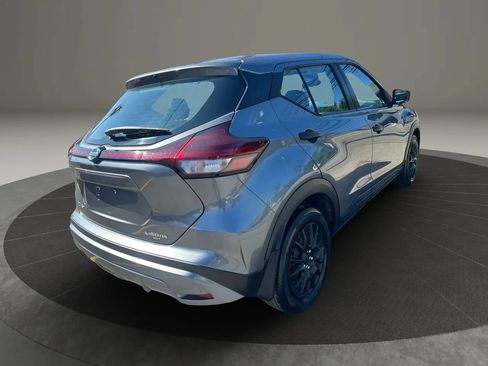 Used 2021 Nissan Kicks S FWD image 5