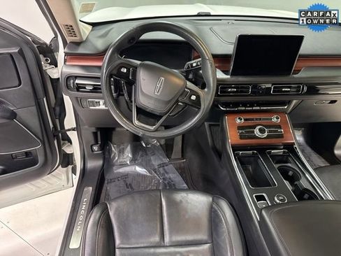 Used 2021 Lincoln Aviator Reserve w/ Elements Package Plus image 17