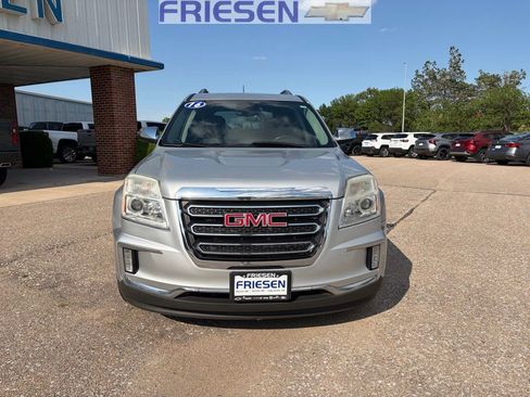 Used 2016 GMC Terrain SLT w/ Driver Alert Package I AWD/4WD image 8