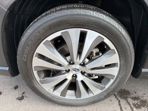 Used 2022 Subaru Ascent Limited w/ Technology Package image 13