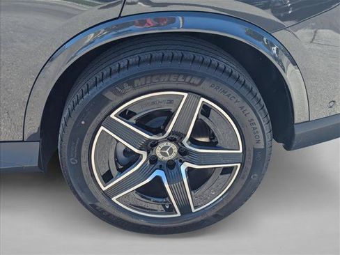 Used 2026 Mercedes-Benz GLC 300 image 9