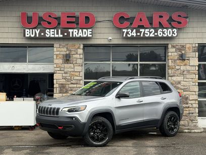 Used 2019 Jeep Cherokee Trailhawk w/ Cold Weather Group