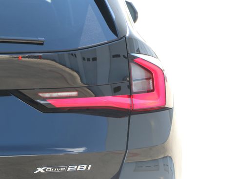 Used 2026 BMW X1 xDrive28i w/ Convenience Package AWD/4WD image 11