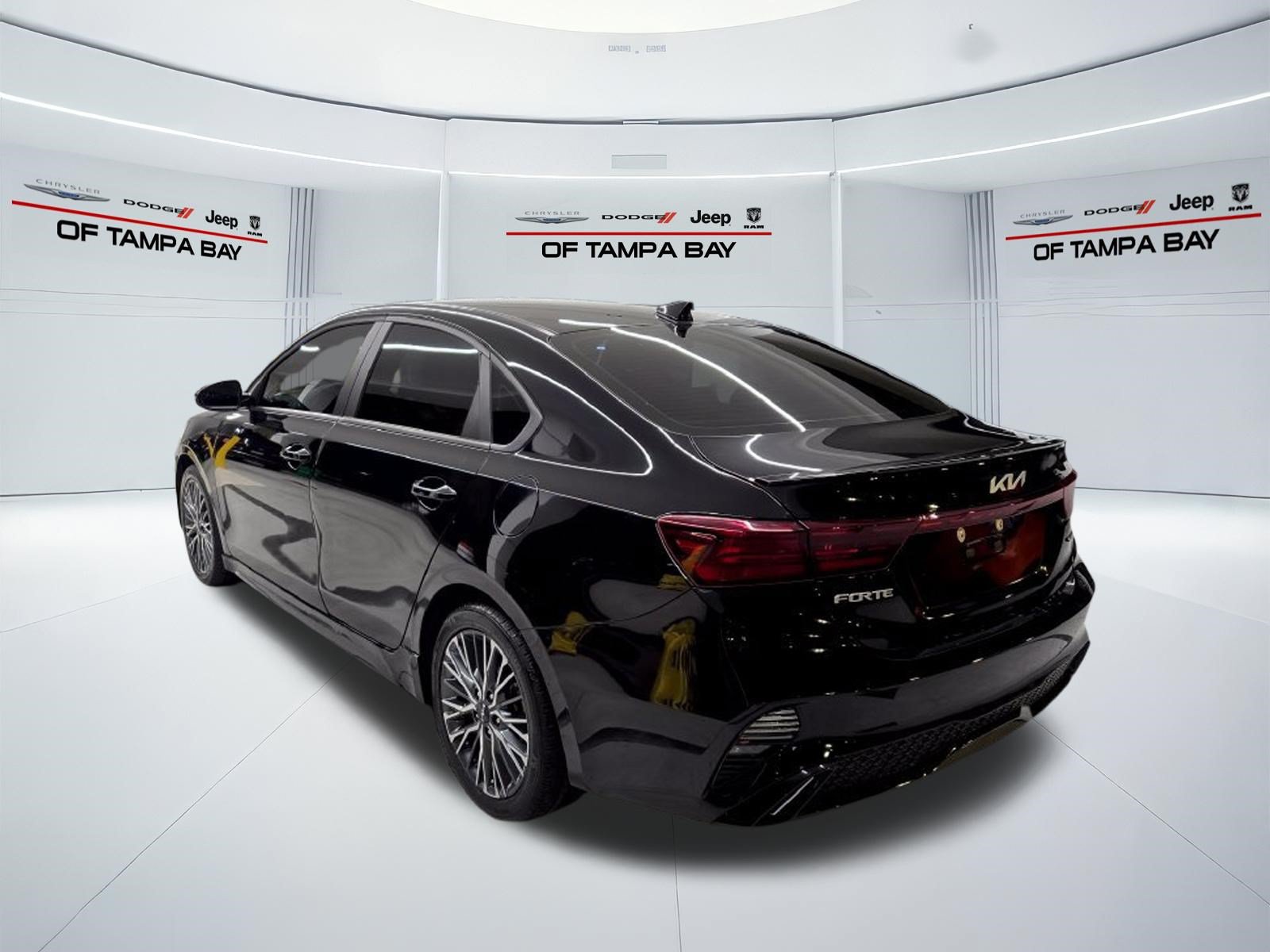 Used 2024 Kia Forte GT-Line FWD image 4