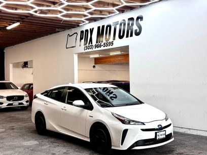 Used 2022 Toyota Prius LE