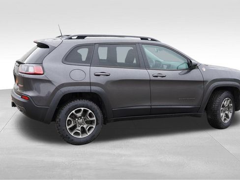 Used 2022 Jeep Cherokee Trailhawk w/ Sound & Nav Group AWD/4WD image 4