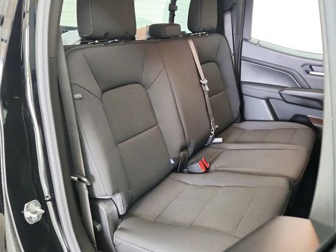 Used 2024 Chevrolet Colorado LT w/ LT Convenience Package image 48