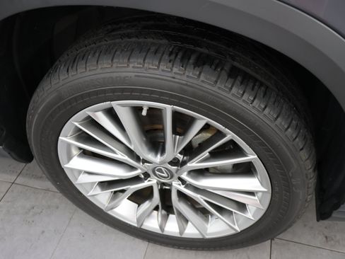 Used 2022 Lexus NX 350h AWD w/ Vision Package image 3